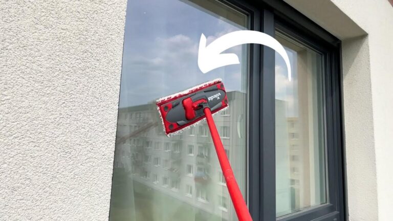 Dieser simple Trick lässt deine Fenster glasklar strahlen – ganz ohne Leitern …