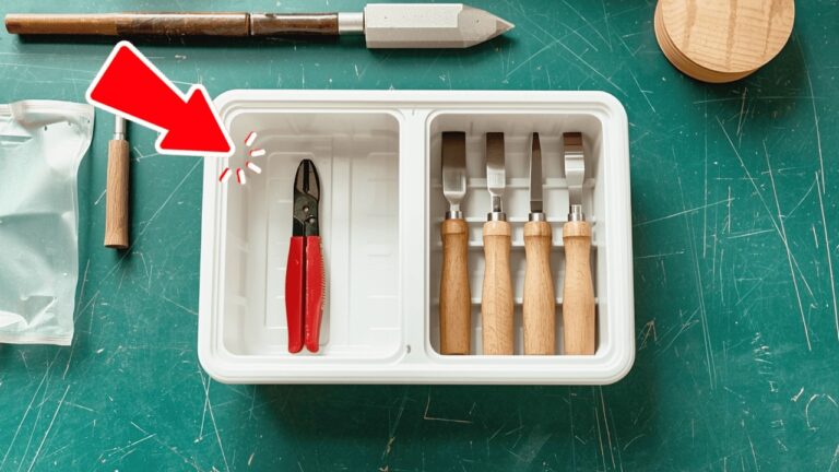 5 kreative Schritte: Verwandele eine alte Plastikbox in dein Profi-Werkzeugkoffer!