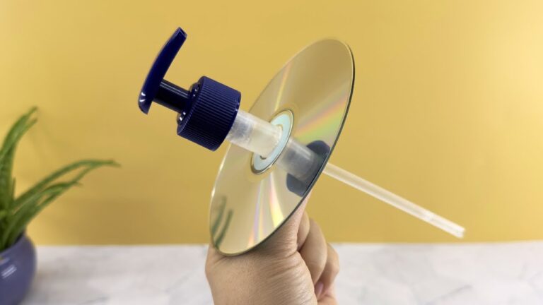 5 geniale Methoden, um mit einer CD deine Shampooflasche zu verwandeln!
