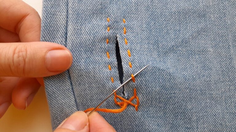 5 geniale Ideen, wie du alte Jeans stilvoll reparieren kannst!