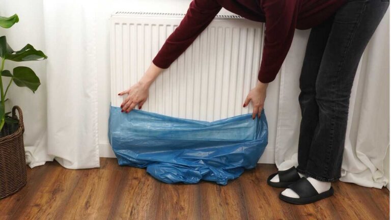 Stülpe eine Tüte über deinen Heizkörper – dieser Trick hat einen überraschenden Effekt!